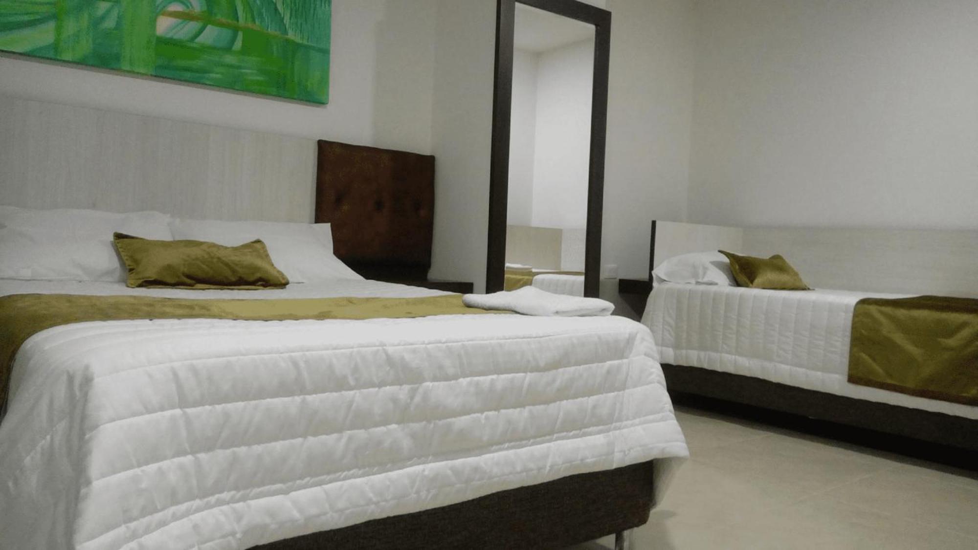 Hotel Andinos Plaza Florencia Florencia  Exteriör bild